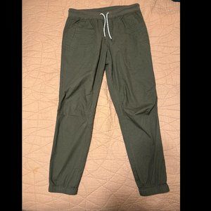 Vuori Ripstop Traveler Jogger - Dark Oregeno